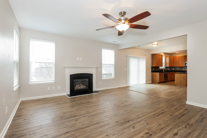 2,515/Mo, 316 Plott Hound Ln Wake Forest, NC 27587 Family Room View 2