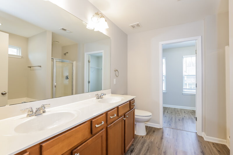 2,515/Mo, 316 Plott Hound Ln Wake Forest, NC 27587 Main Bathroom View