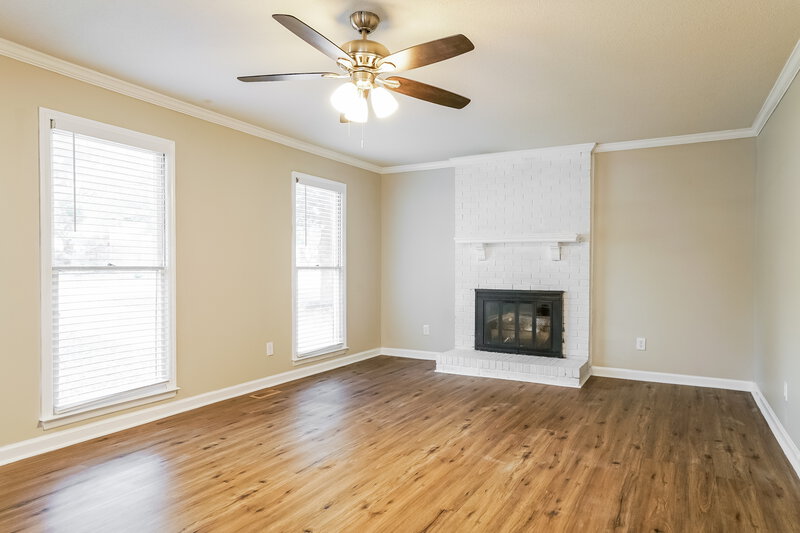 1,895/Mo, 25 W Maggie Ct Wendell, NC 27591 Living Room View