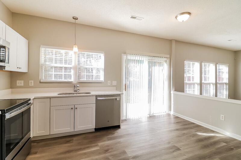 2,660/Mo, 3024 Hayling Dr Raleigh, NC 27610 Kitchen View 2