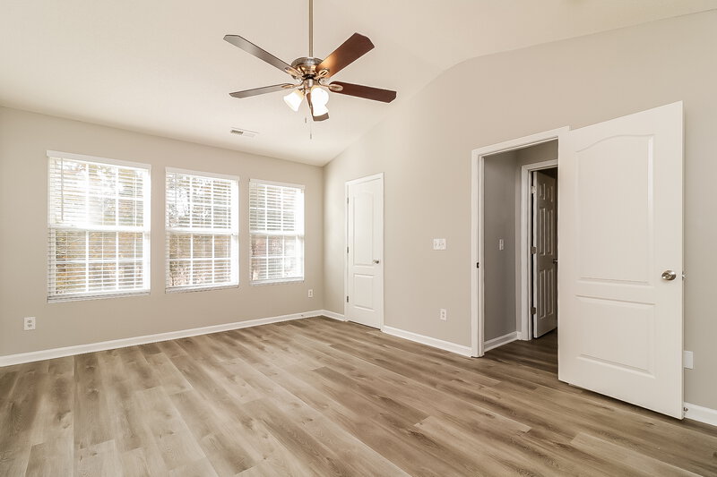 2,660/Mo, 3024 Hayling Dr Raleigh, NC 27610 Main Bedroom View 2