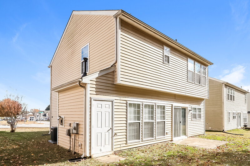 2,660/Mo, 3024 Hayling Dr Raleigh, NC 27610 Rear View