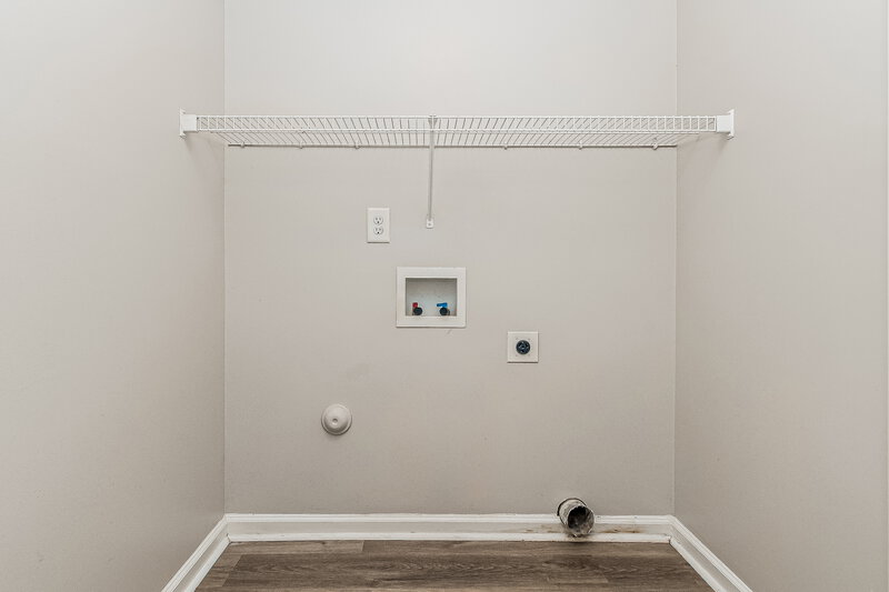 2,380/Mo, 401 Three Meadows Rd Fuquay Varina, NC 27526 Laundry Room View