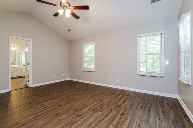 2,385/Mo, 5517 Centipede Trl Raleigh, NC 27610 Main Bedroom View