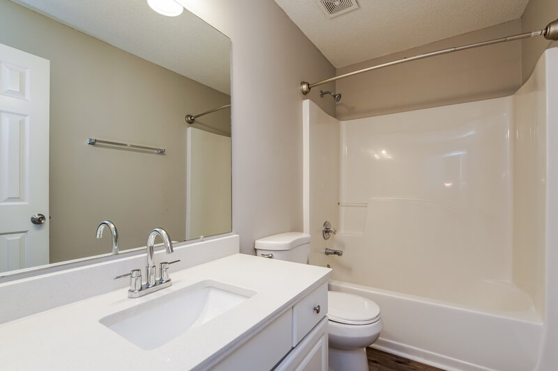 2,385/Mo, 5517 Centipede Trl Raleigh, NC 27610 Bathroom View