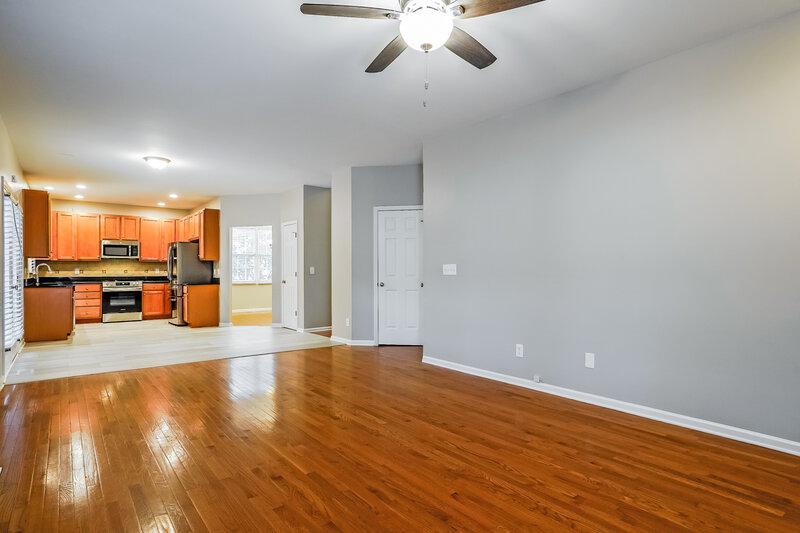 2,565/Mo, 2421 Barton Oaks Dr Raleigh, NC 27614 Living Room View 3