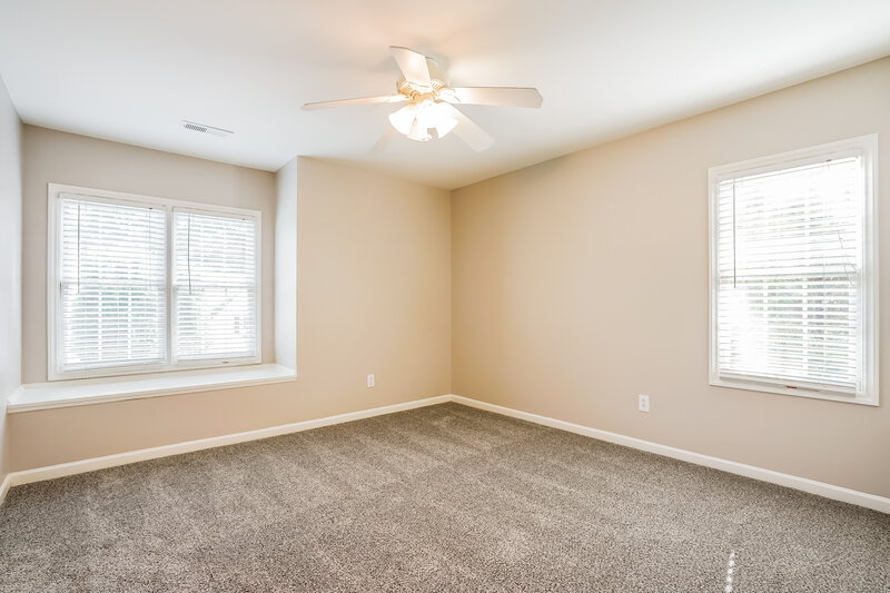 2,565/Mo, 2421 Barton Oaks Dr Raleigh, NC 27614 Bedroom View 3