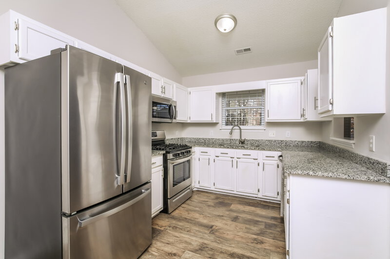 1,680/Mo, 746 Brewers Glynn Ct Wake Forest, NC 27587 Kitchen View