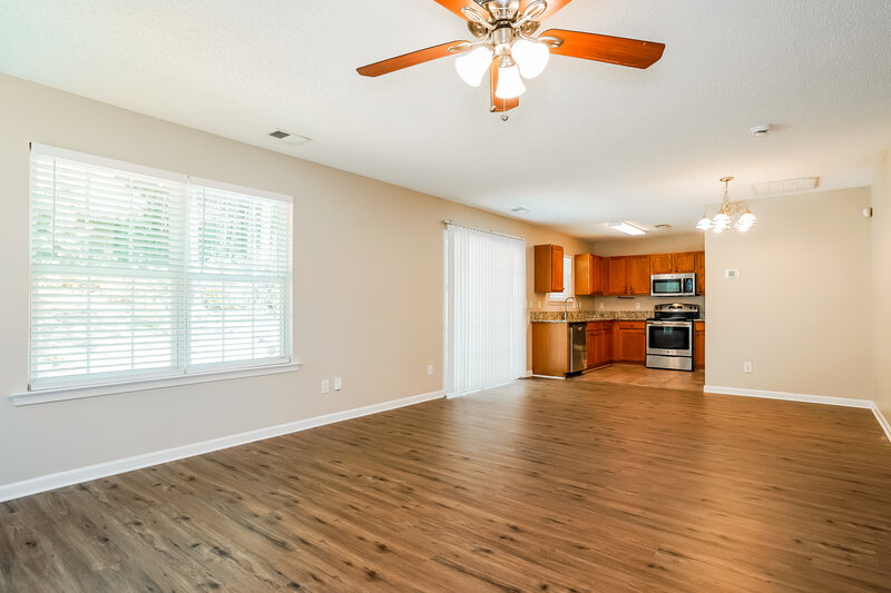 1,920/Mo, 3308 Asgar Ct Raleigh, NC 27610 Dining Room View