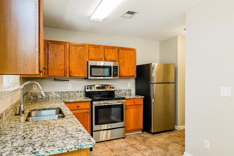 1,920/Mo, 3308 Asgar Ct Raleigh, NC 27610 Kitchen View 2
