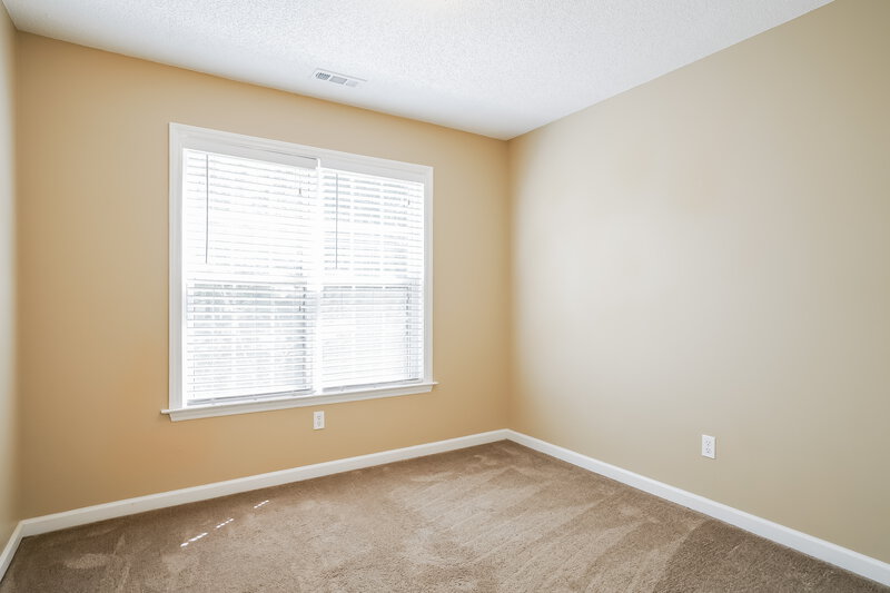1,810/Mo, 2517 Dandridge Dr Raleigh, NC 27610 Bedroom View