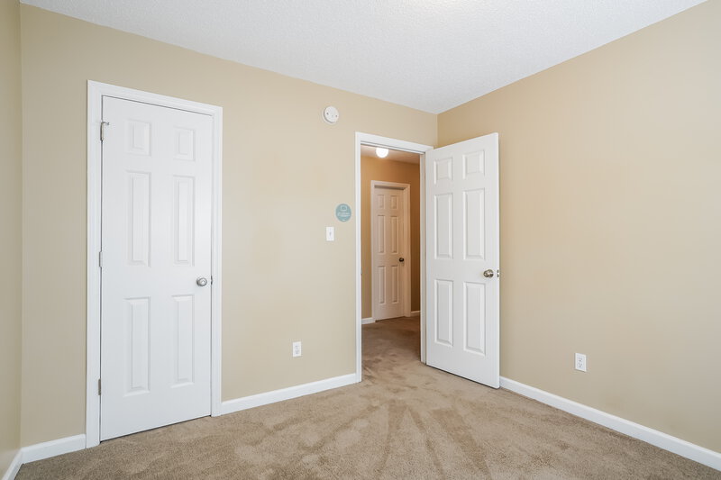 1,810/Mo, 2517 Dandridge Dr Raleigh, NC 27610 Bedroom View 2