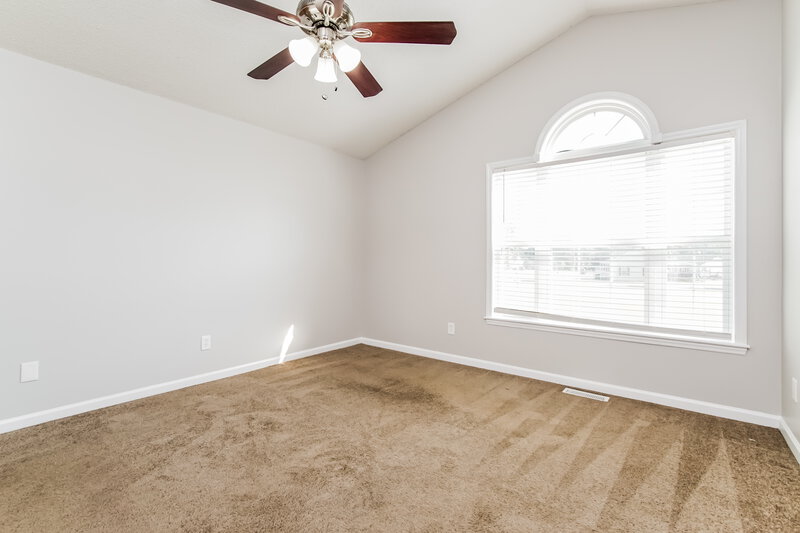 1,515/Mo, 5314 Princeton-Kenly Rd Kenly, NC 27542 Main Bedroom View 2