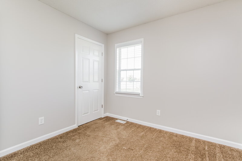 1,515/Mo, 5314 Princeton-Kenly Rd Kenly, NC 27542 Bedroom View