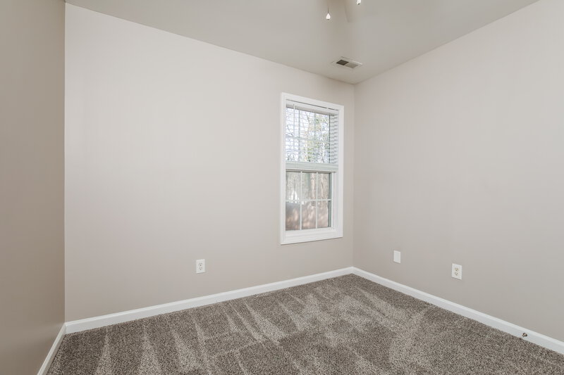 1,830/Mo, 2515 Dearborn Dr Durham, NC 27704 Bedroom View