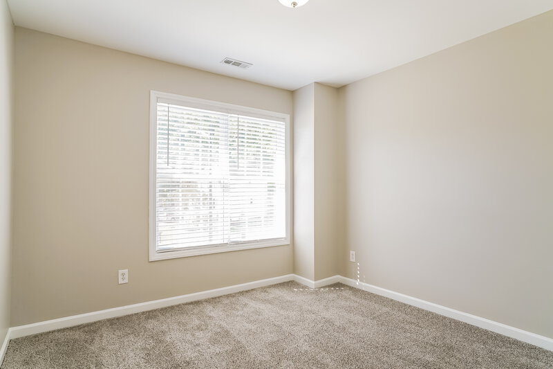 1,735/Mo, 76 Nancy Ct Clayton, NC 27520 Bedroom View