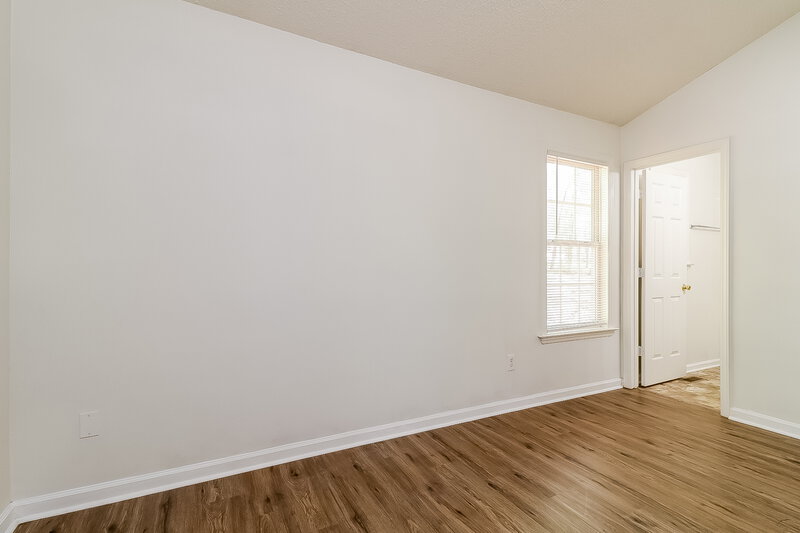 1,785/Mo, 210 Dogwood Ave Clayton, NC 27520 Main Bedroom View