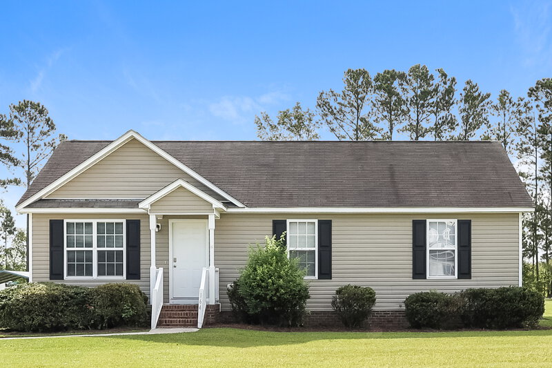 1,535/Mo, 164 Clearwater Dr Wilson's Mills, NC 27577 Front View
