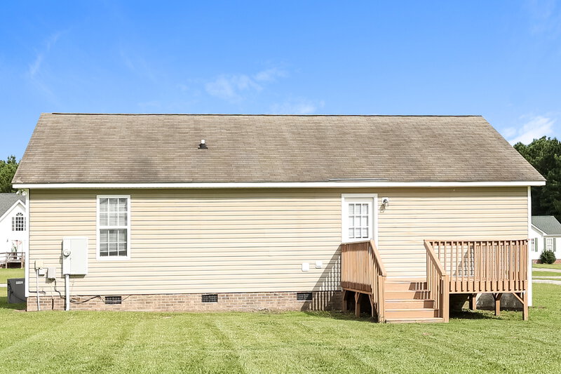 1,535/Mo, 164 Clearwater Dr Wilson's Mills, NC 27577 Rear View 2