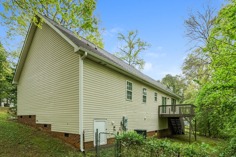 1,850/Mo, 185 Jared Dr Fuquay Varina, NC 27526 Rear View