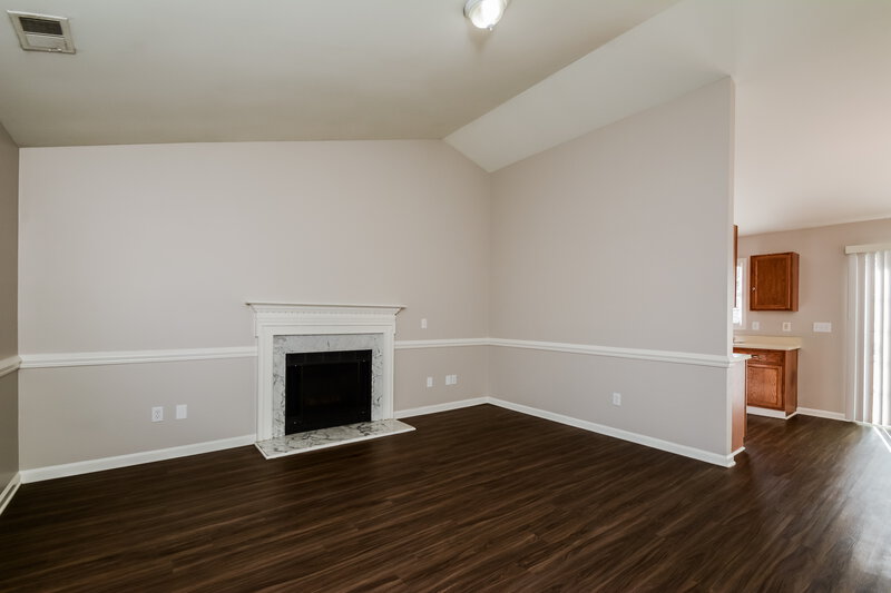 1,590/Mo, 4033 Scofield Dr Raleigh, NC 27610 Living Room View 2