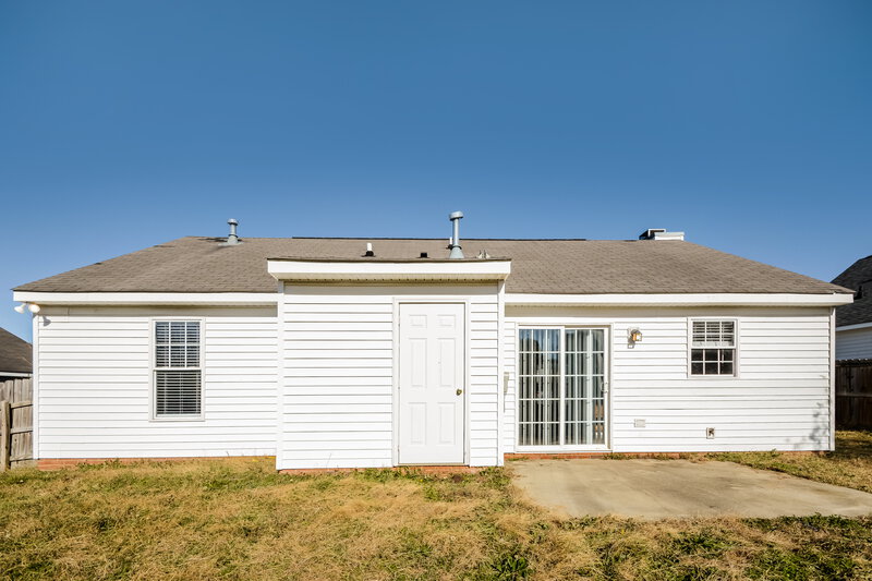 1,590/Mo, 4033 Scofield Dr Raleigh, NC 27610 Rear View