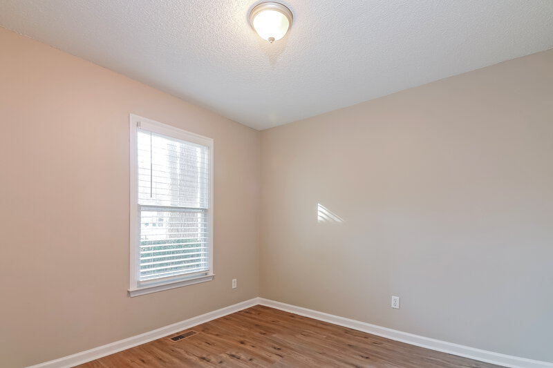 1,840/Mo, 5513 Lake Garden Ct Raleigh, NC 27610 Bedroom View 3