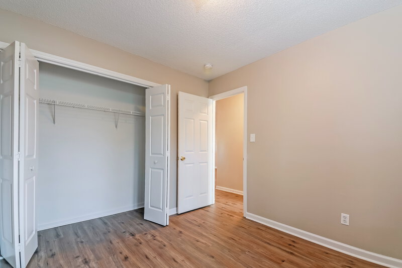 1,840/Mo, 5513 Lake Garden Ct Raleigh, NC 27610 Bedroom View 4