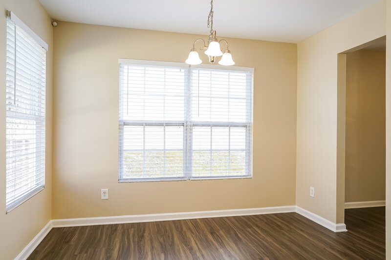 2,040/Mo, 3915 Griffis Glen Dr Raleigh, NC 27610 Dining Room View