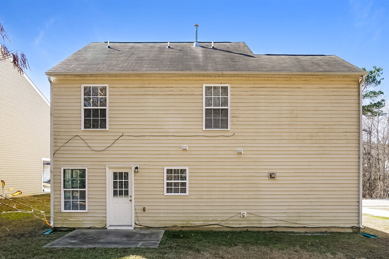 2,040/Mo, 3915 Griffis Glen Dr Raleigh, NC 27610 Rear View