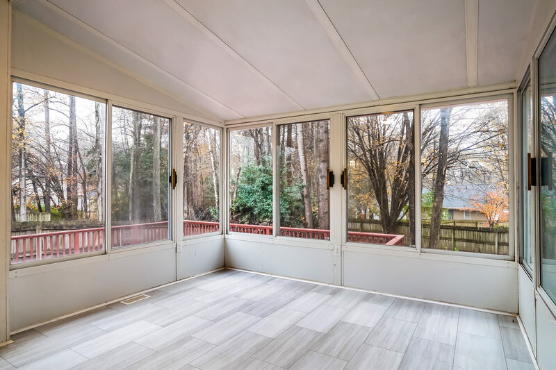 1,915/Mo, 524 Somersworth Dr Knightdale, NC 27545 Sun Room View