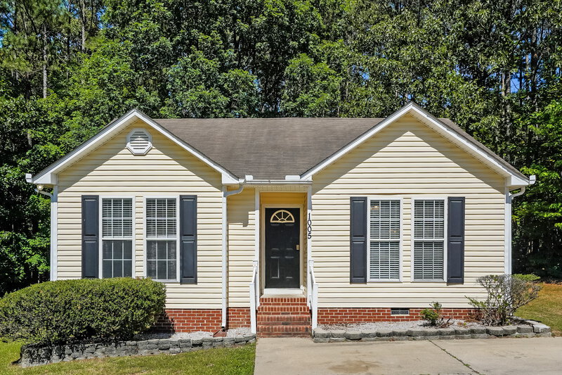 1,800/Mo, 1005 Henchman Ct Knightdale, NC 27545 External View
