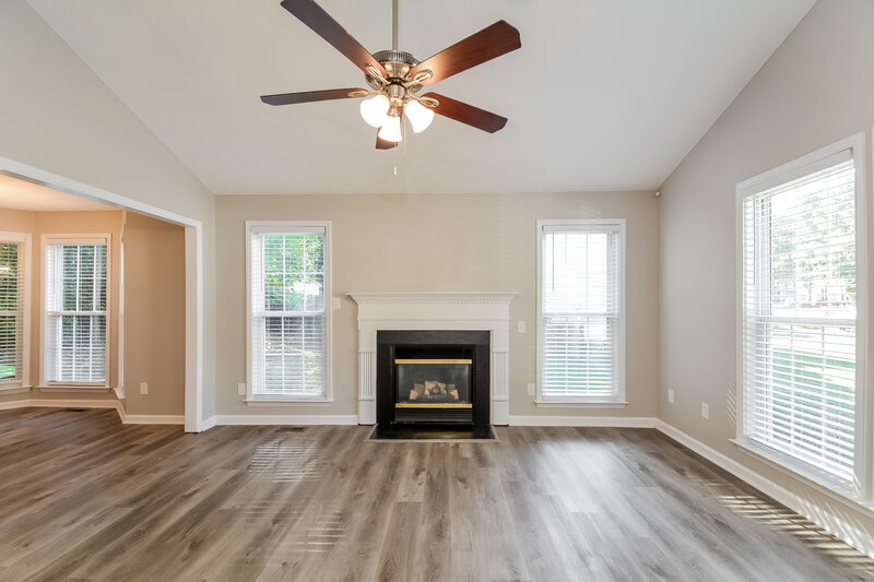 1,945/Mo, 1005 Henchman Ct Knightdale, NC 27545 Living Room View
