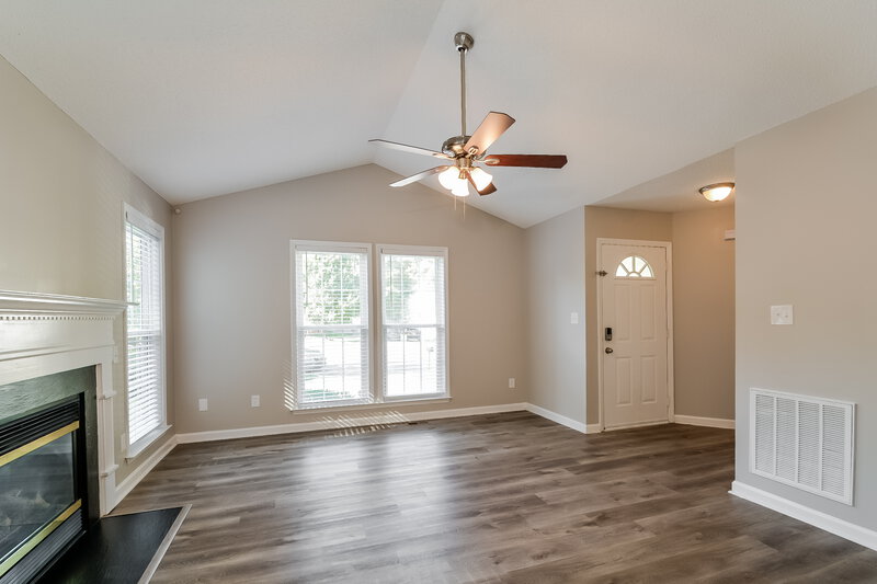 1,945/Mo, 1005 Henchman Ct Knightdale, NC 27545 Living Room View 2