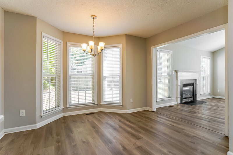 1,800/Mo, 1005 Henchman Ct Knightdale, NC 27545 Dining Room View