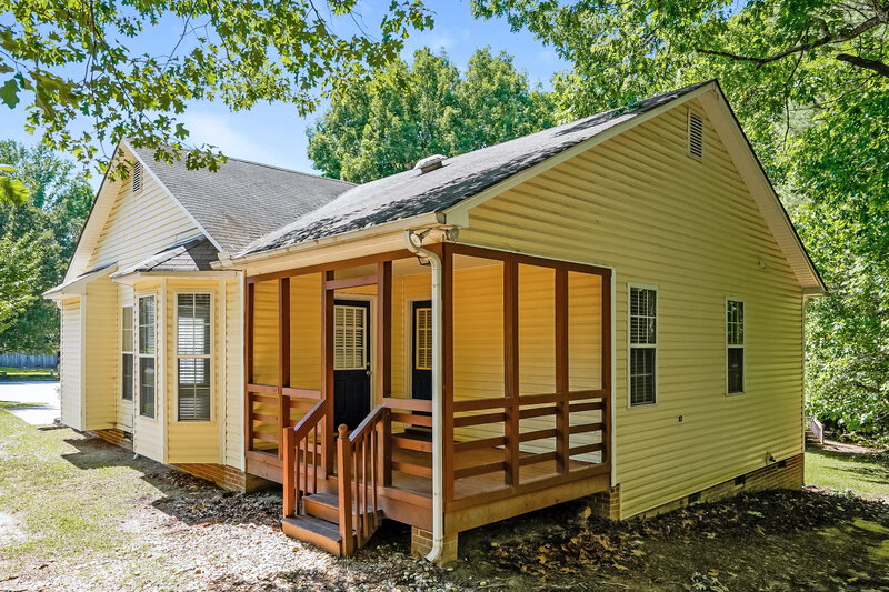 1,800/Mo, 1005 Henchman Ct Knightdale, NC 27545 Rear View