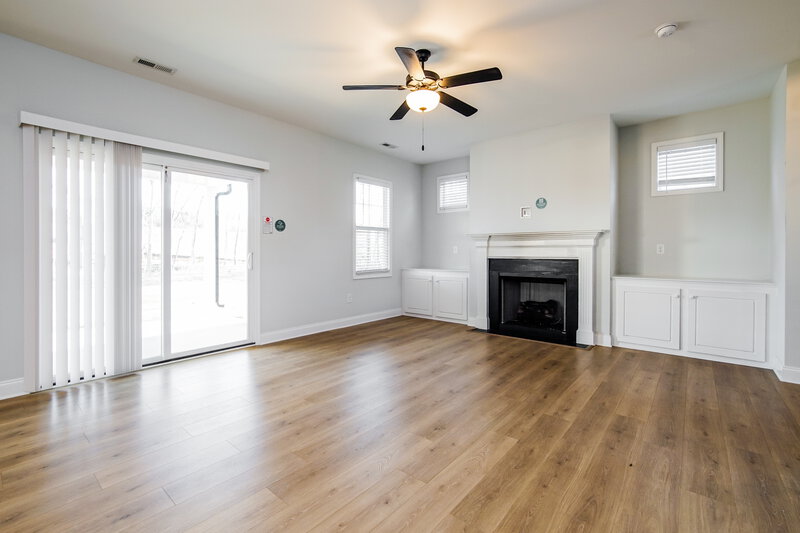 2,070/Mo, 43 Patagonia Place Clayton, NC 27520 Living Room View 3