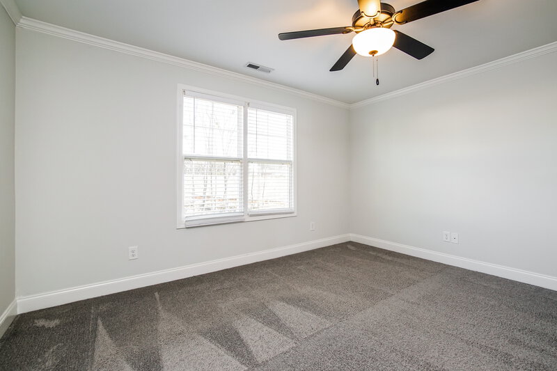 2,070/Mo, 43 Patagonia Place Clayton, NC 27520 Main Bedroom View