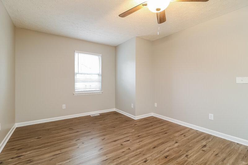 1,995/Mo, 7315 Fox Bluff Ct Raleigh, NC 27616 Main Bedroom View 2