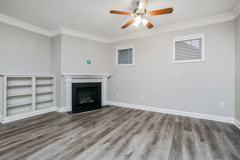 2,050/Mo, 108 Heathwood Dr Clayton, NC 27527 Living Room View 2