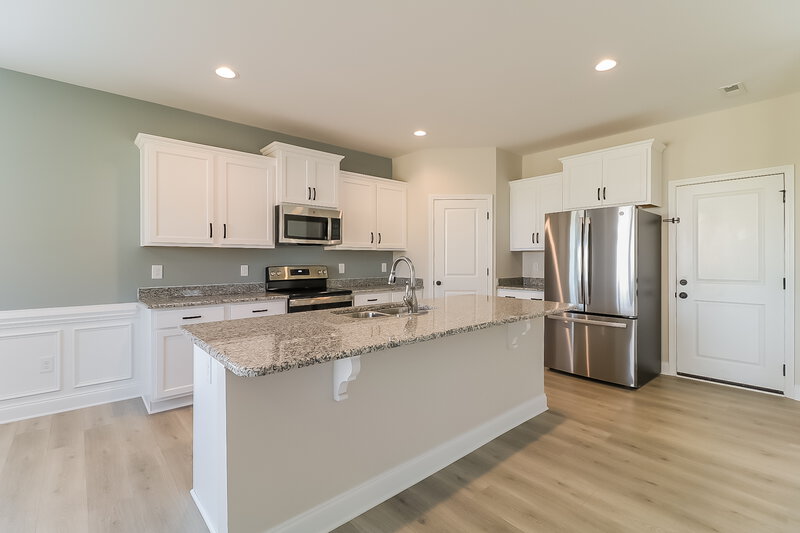 2,295/Mo, 13 Patagonia Place Clayton, NC 27520 Kitchen View