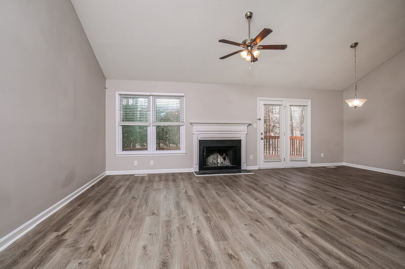 1,825/Mo, 3405 Singleleaf Ln Raleigh, NC 27616 Living Room View