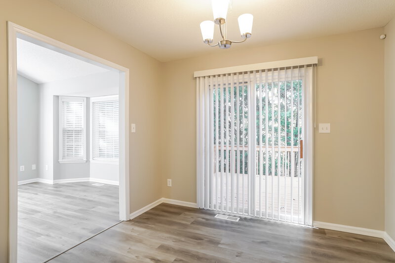 1,860/Mo, 6901 Whittlesea PL Raleigh, NC 27616 Dining Room View