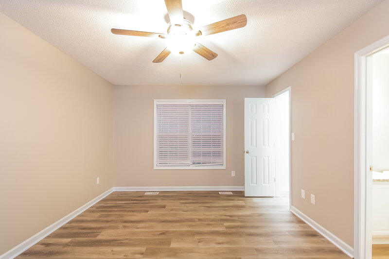 1,660/Mo, 213 Tavistock Ct Clayton, NC 27520 Main Bedroom View