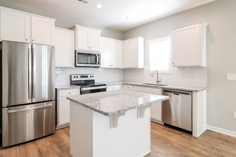 2,105/Mo, 12 Patagonia Place Clayton, NC 27520 Kitchen View