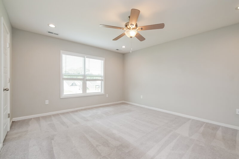 2,020/Mo, 12 Patagonia Place Clayton, NC 27520 Main Bedroom View
