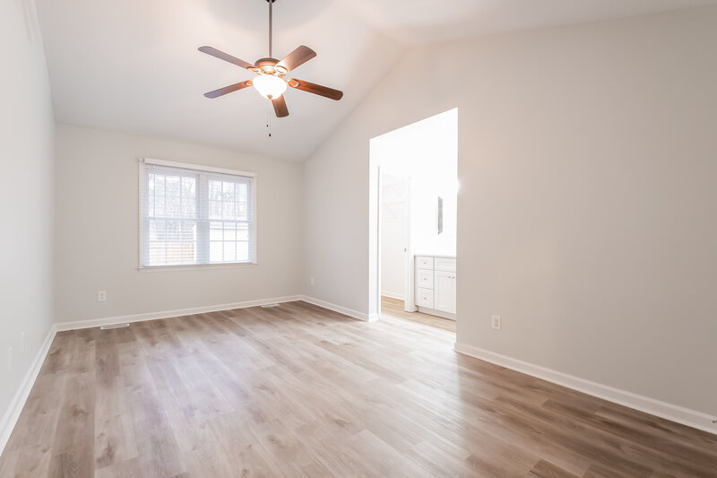 1,860/Mo, 229 Mitchell Ave Clayton, NC 27520 Main Bedroom View