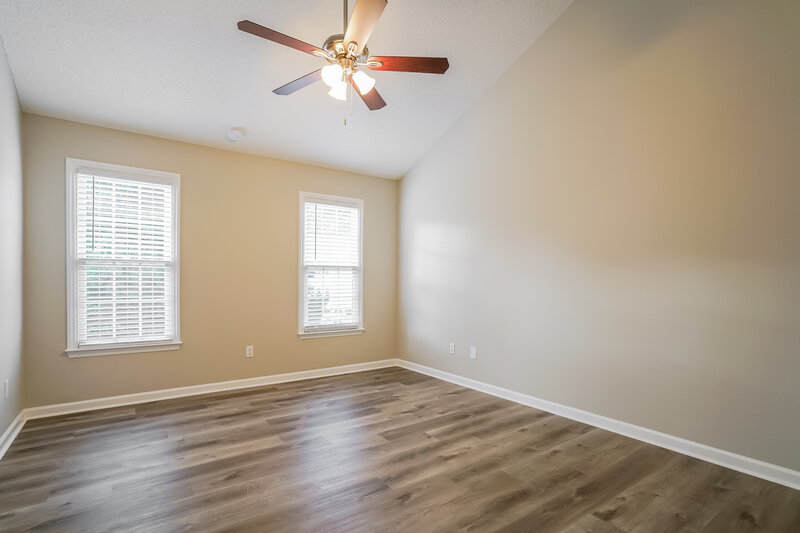 2,175/Mo, 1012 Flower Round Court Raleigh, NC 27610 Main Bedroom View 2