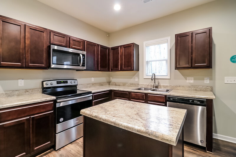 1,865/Mo, 155 Oakdale Ave Clayton, NC 27520 Misc View 4