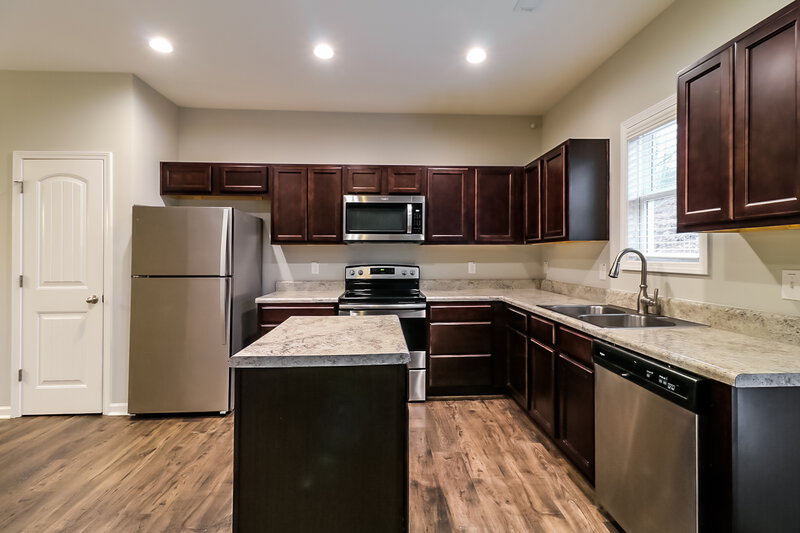 1,865/Mo, 155 Oakdale Ave Clayton, NC 27520 Misc View 5